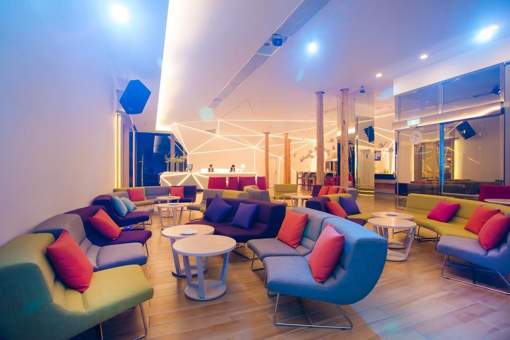 Hotel 7 Taichung Buitenkant foto