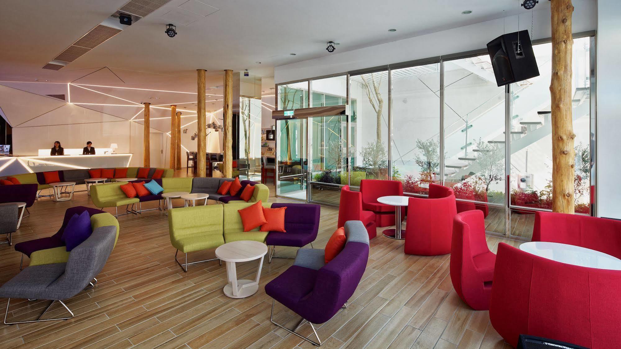 Hotel 7 Taichung Buitenkant foto