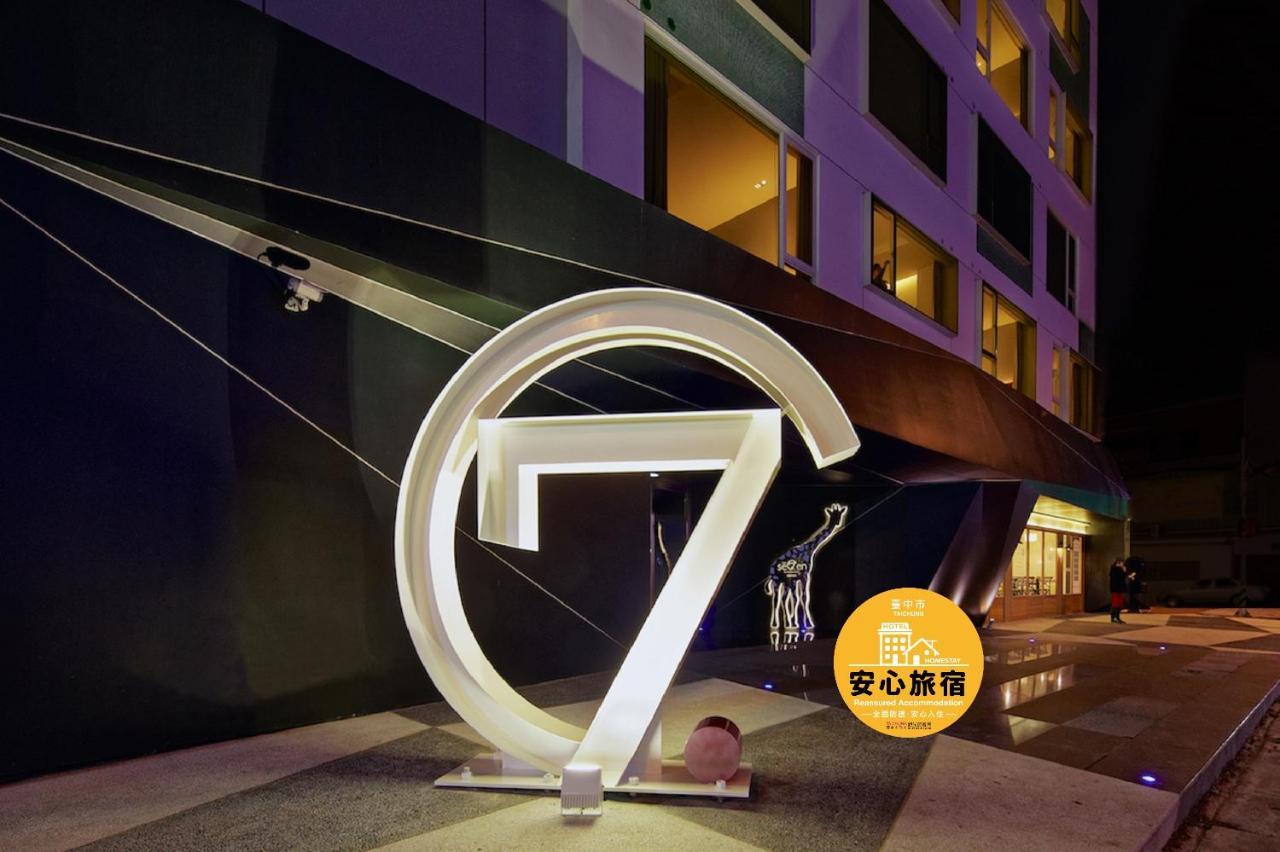 Hotel 7 Taichung Buitenkant foto